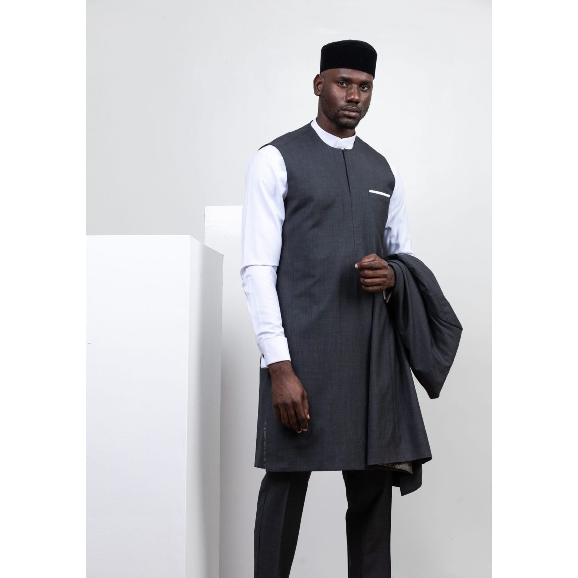 ATAFO-SLEEVELESS-KAFTAN-WITH-KAFTAN-JACKET.-scaled-2