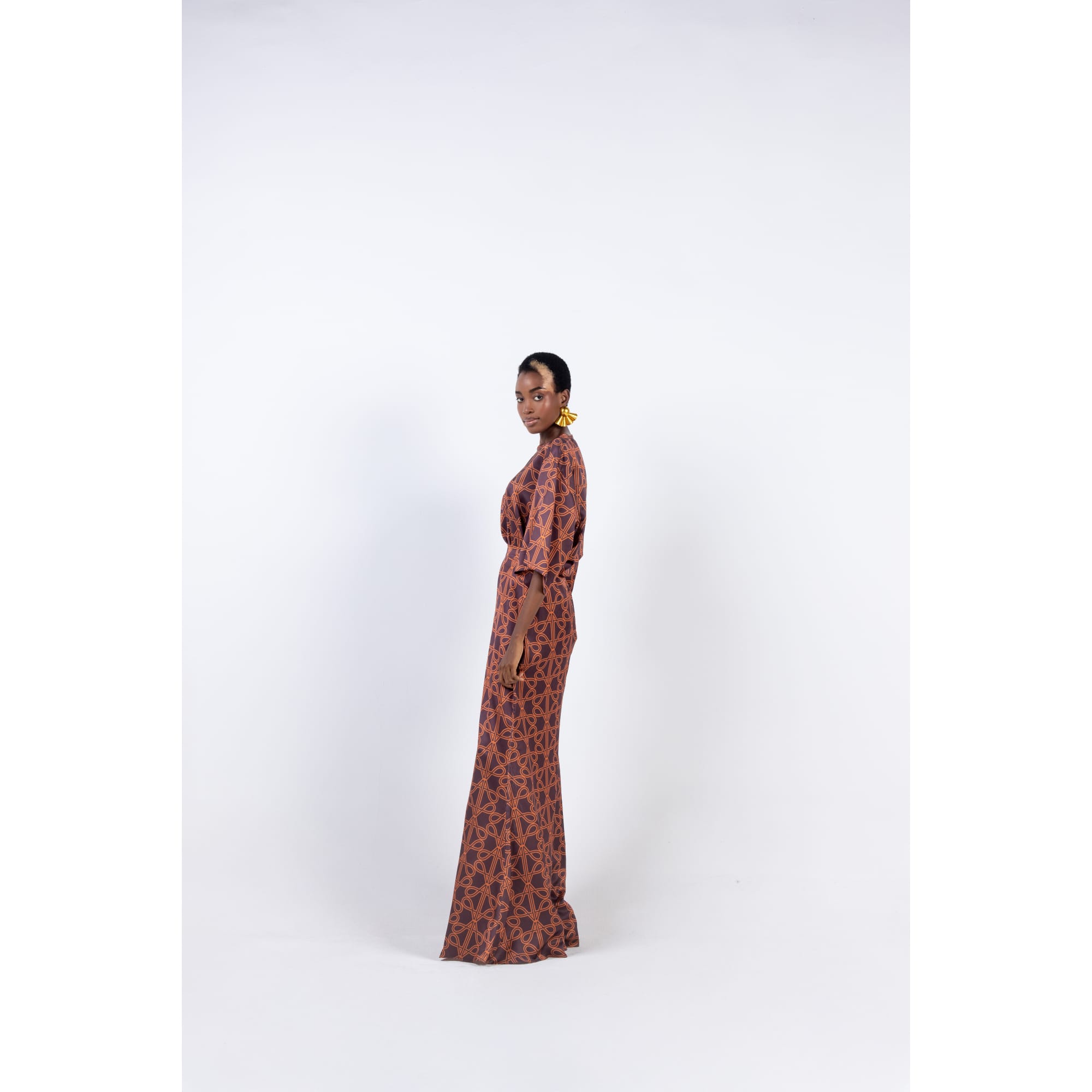 22b. Brown print silk t-shirt. Brown print silk skirt